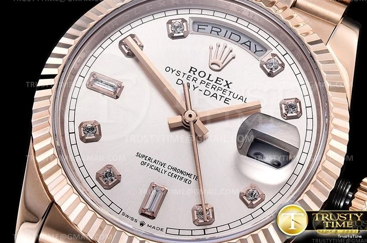0725 RDD0219J – DayDate 36mm FreshLook 697